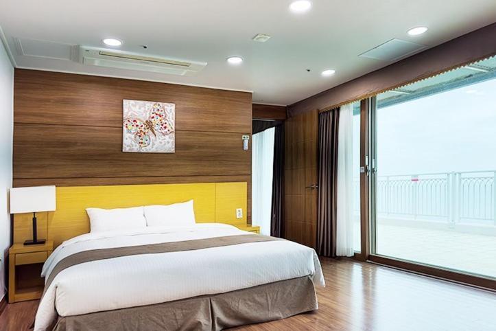 Mohang Haenaru Family Hotel Buan Habitación foto
